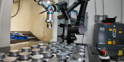 Standard Bots-pick and place